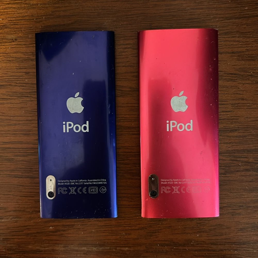 Pre-Owned Apple iPod Nano 4th Gen Pink/Purple MP3 Music Player - Picture 3 of 3